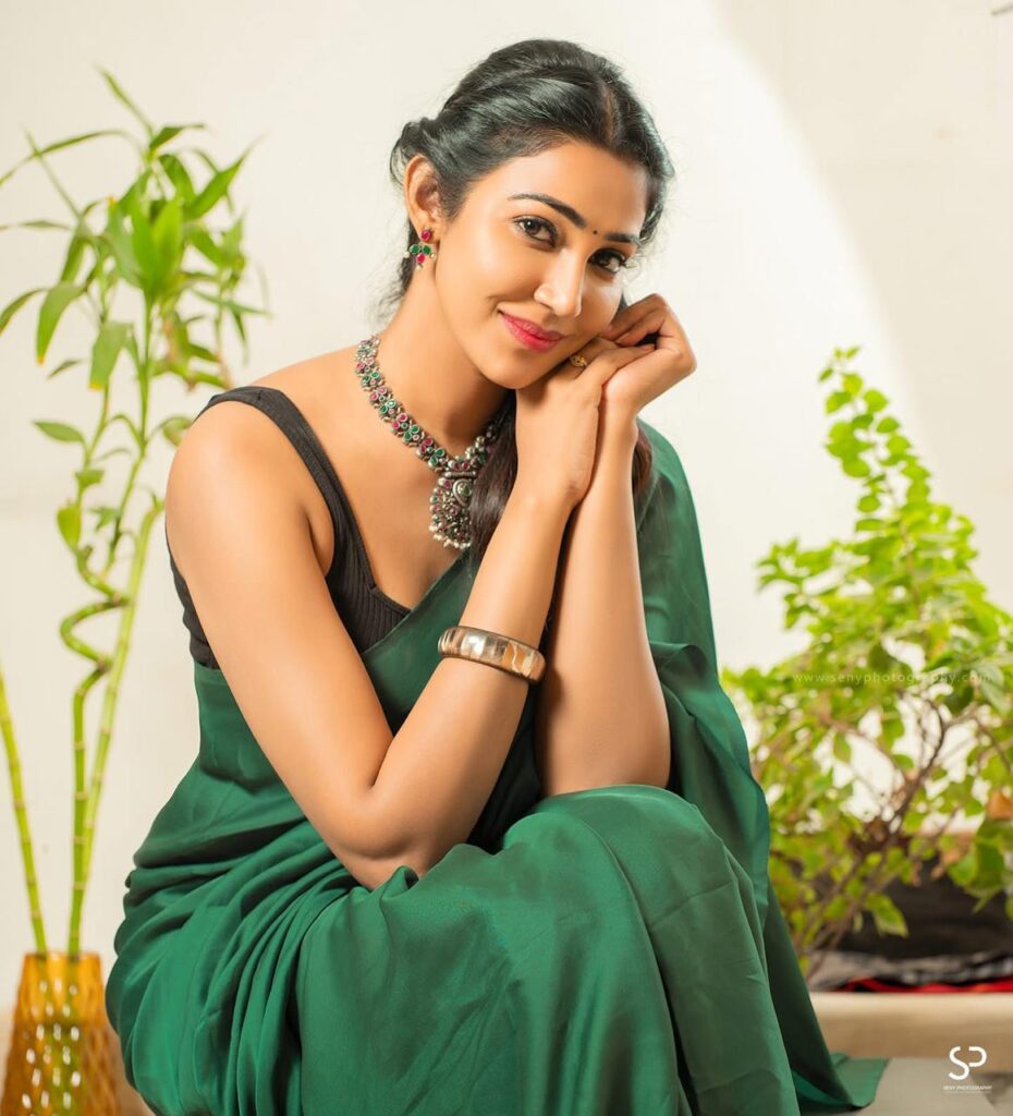 The Emporium saree with girl 