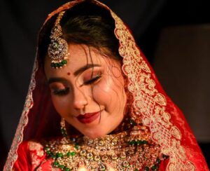 girls with read saree